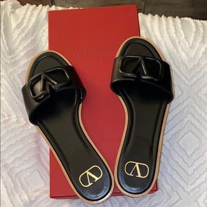 Brand new Valentino sandals !